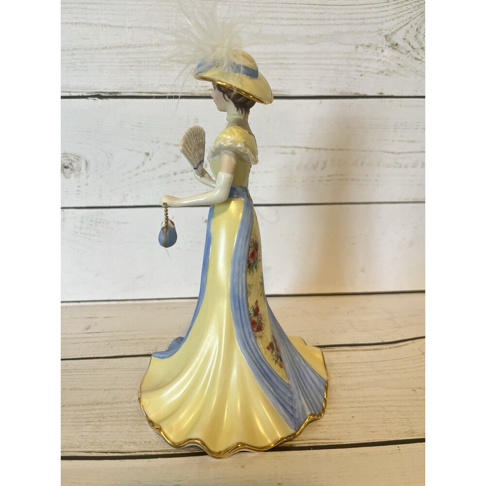 Bradford Editions 2004 Lena Liu 4th Elegant Era Bell Summer Breeze & Certificate - Picture 3 of 9